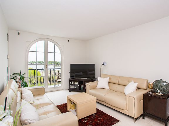 2nd image of 100 Marina Dr APT 519