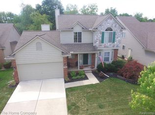 2957 River Meadow Cir, Canton, MI 48188