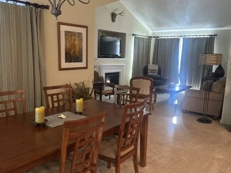 1930 Copper Ranch Ln #C — Photo 3