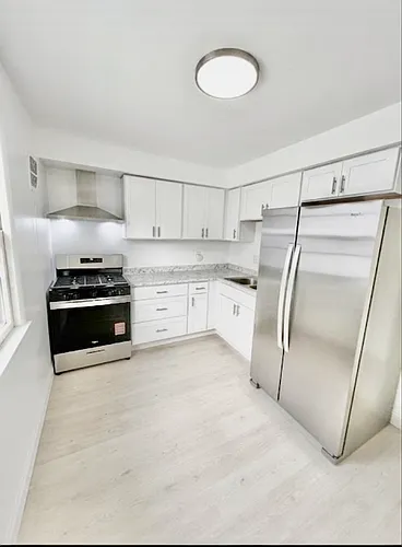 3425 N 76th St #5 Photo 1