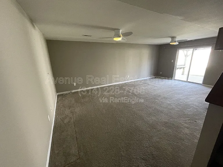 5533 Emerald Place Dr — Photo 28