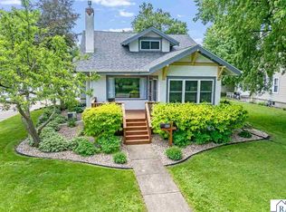 808 3rd Ave SE, Waseca, MN 56093