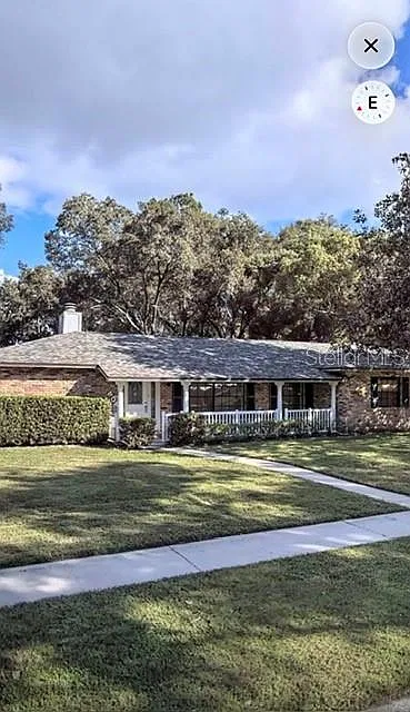 3 bed, 2.0 bath, 2020 sqft, $2,900 — Photo 1