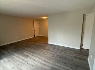 15 Veranda Rd APT 6, Braintree, MA 02184