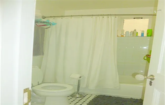 Rented by Buchbinder & Warren | media 29