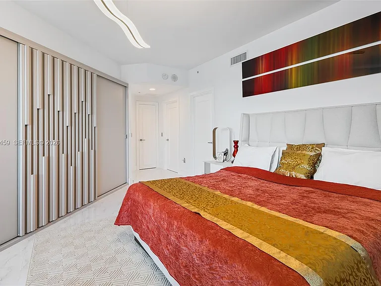 17301 Biscayne Blvd #1008 — Photo 13