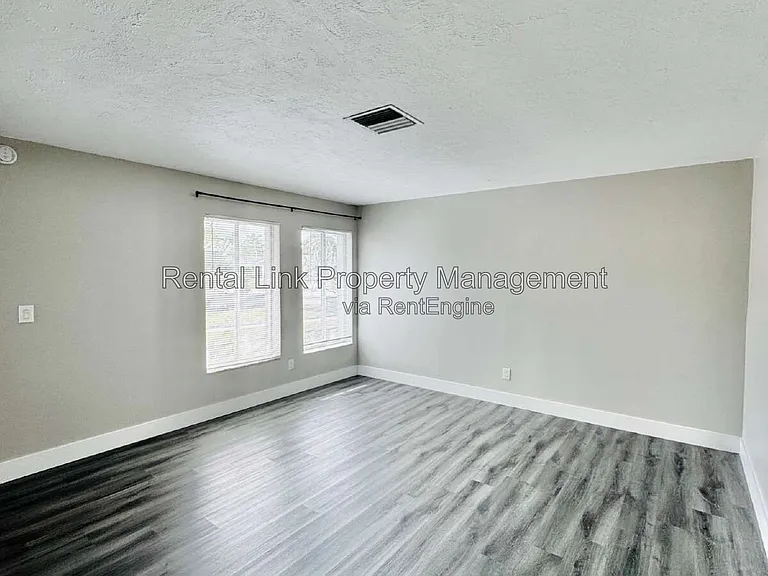 4107 SE 18th Pl #B — Photo 5