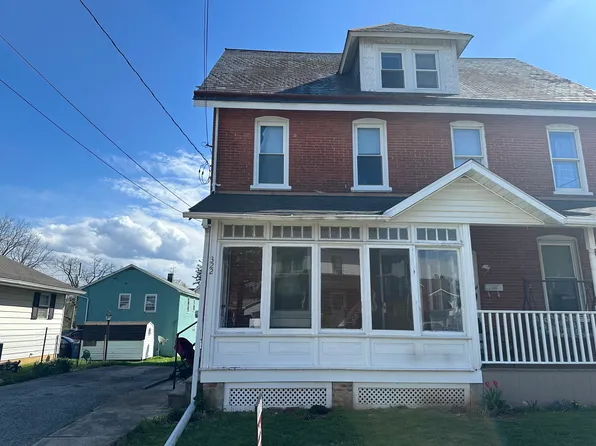 322 Park St, Oxford, PA 19363