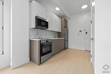 833 Maple Street, #3D
