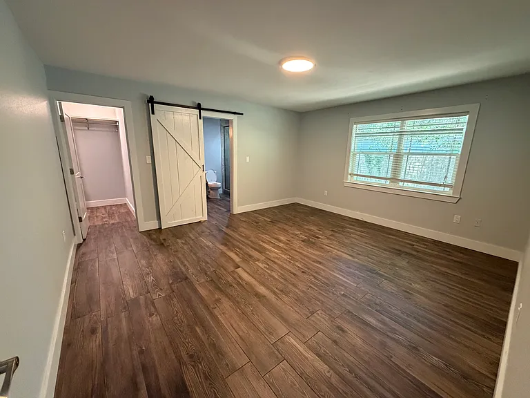312 Yacht Club Dr NE — Photo 20