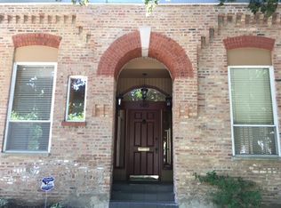 2459 N Janssen Ave, Chicago, IL 60614
