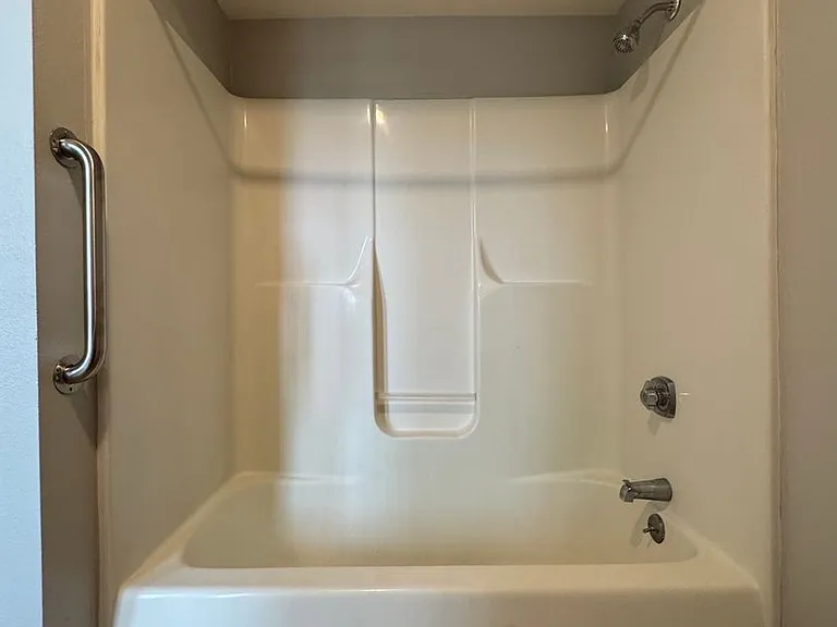 Comfortable Living at Blume Lofts, Wapakoneta — Photo 22