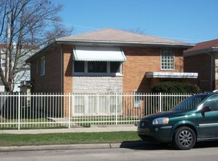 8105 S Exchange Ave, Chicago, IL 60617