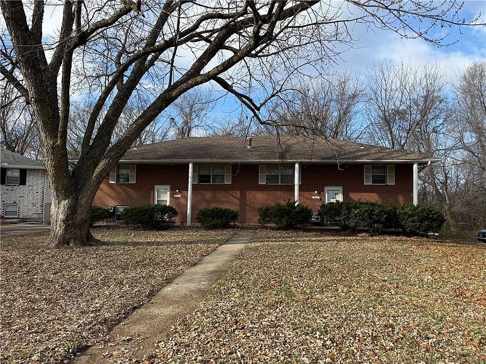 2nd image of 2910 N River Ter