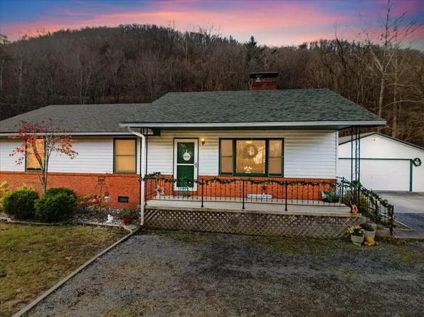 178 Redemption Dr, White Sulphur Springs, WV 24986