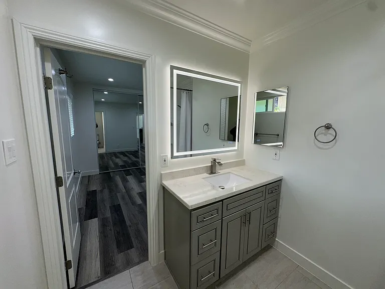 11037 Barnwall St #4 — Photo 15