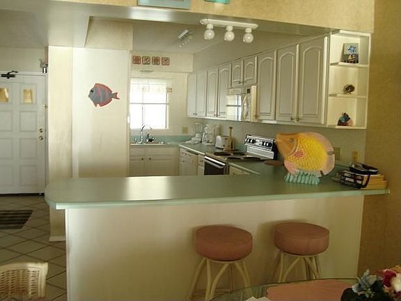 4th image of 5801 Thomas Dr Unit 1022
