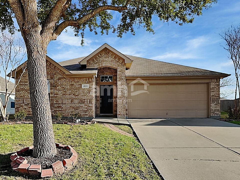 1st image of 1021 Pebblecreek Dr