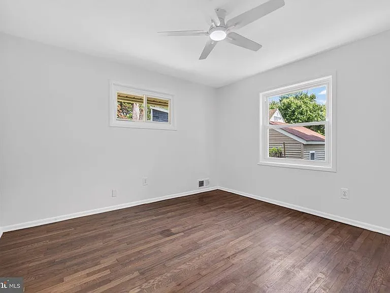 303 Nimitz Ave — Photo 14