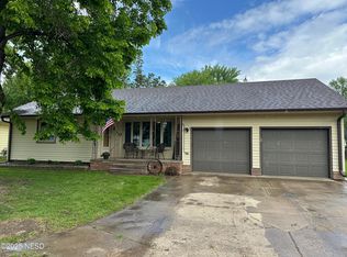 210 SW Grant St, Clark, SD 57225