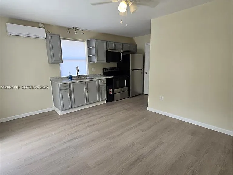 5936 Fillmore St #3 — Photo 4