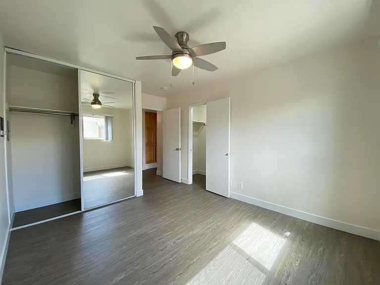 Adams Street Apartments — Photo 12