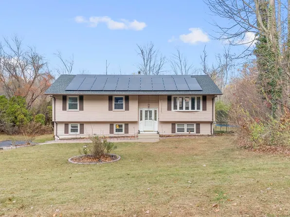 111 Brook Lane, North Branford, CT 06471