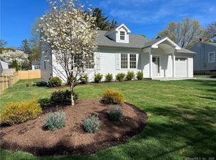 22 Partridge Ln, Fairfield, CT 06824