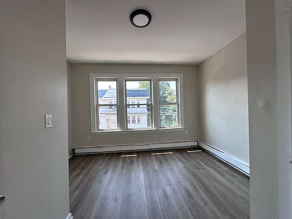 3rd image of 184 Norwood St #22R