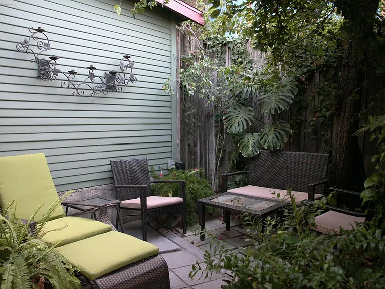 Private Upper Patio (furnished- for scale)