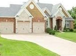 44 Jacobs Creek Cir, Saint Charles, MO