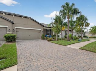 19356 Hawk Valley Dr, Tampa, FL 33647