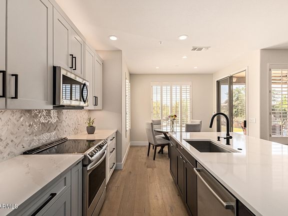 2nd image of 10543 E BETONY Drive