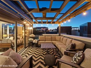 132 E Center St, Des Moines, IA 50309