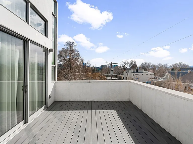 1125 W 37th Ave — Photo 5