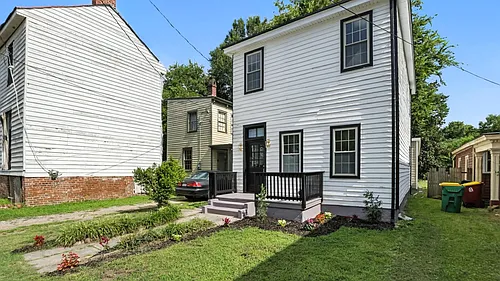 622 Grove Ave Photo 1