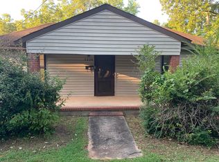 3226 Highpoint Dr, Macon, GA 31204