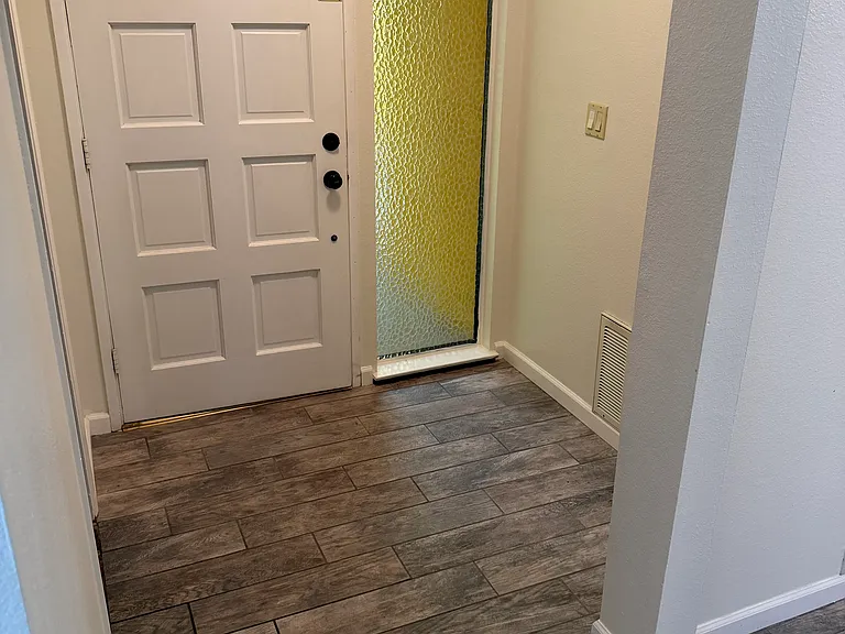 1019 Scott St — Photo 12