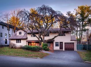 4 Fox Ln, Spring Valley, NY 10977