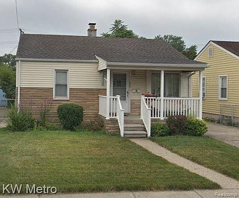 1st image of 966 E Shevlin Ave