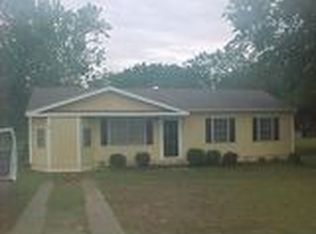 1208 Village Rd, Elberton, GA 30635