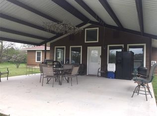 810 N Pearl St, Comanche, TX 76442