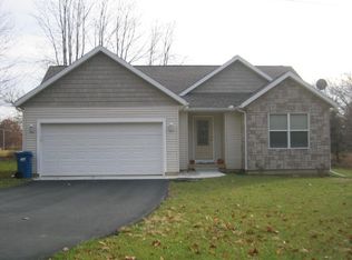 22105 64th Ave, Mattawan, MI 49071