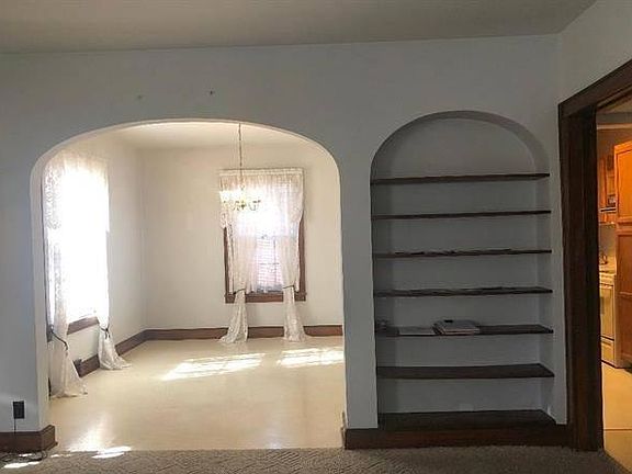 5th image of 1300 Olive Blvd