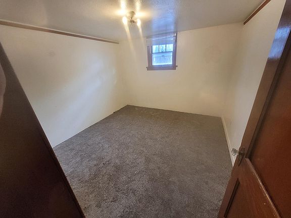 4th image of 710 E Fremont St Unit B