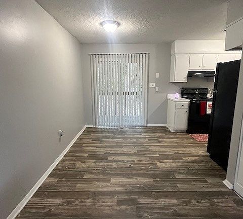 4th image of 2525 Cherbough Way #A