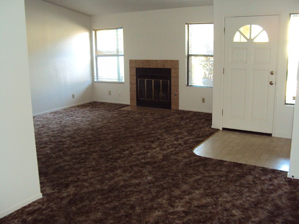 2nd image of 4142-4148 W Douglas Ave