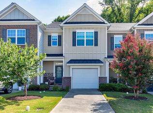 627 Briarcliff St, Apex, NC 27502
