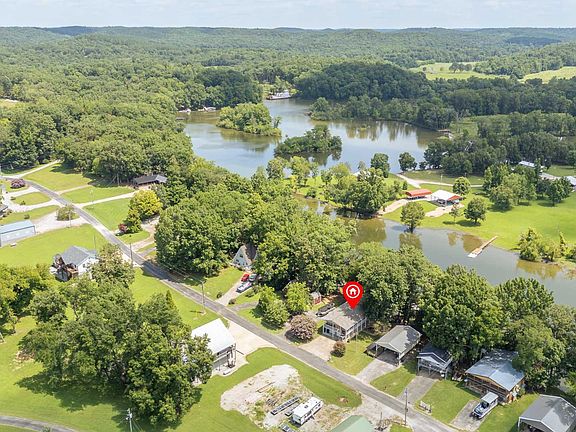 2nd image of 201 Beechview Dr