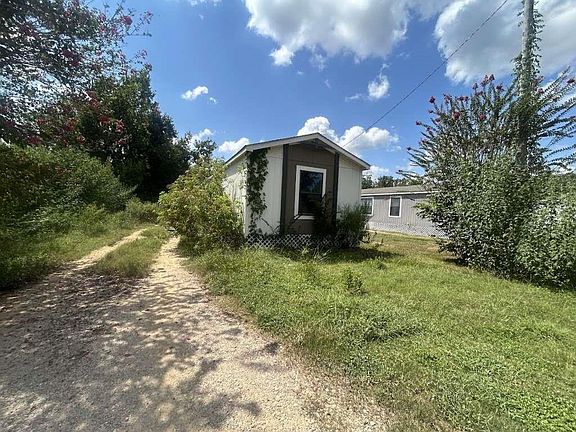 5th image of 176 Wood Fern Dr